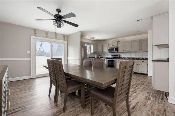 Dining room, Interior, Kitchen, Stainless Steel Appliances, Wood Texture Flooring