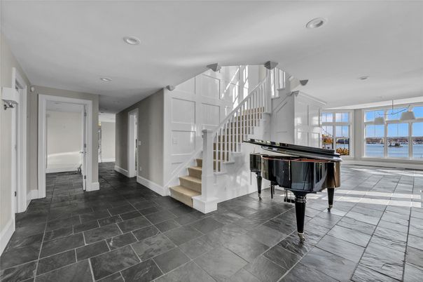 Interior, Piano, Recessed Lighting, Water