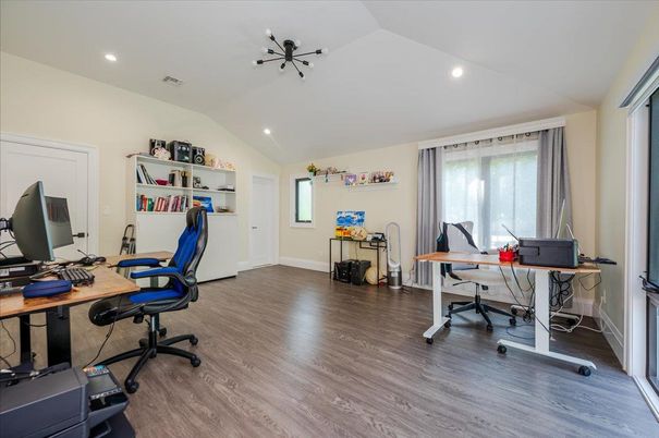 Home Office, Interior, Recessed Lighting, Wood Texture Flooring