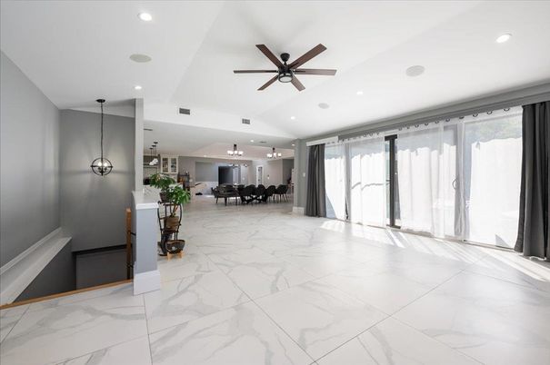 Chandelier, Dining room, Interior, Marble, Pendant Lights, Recessed Lighting