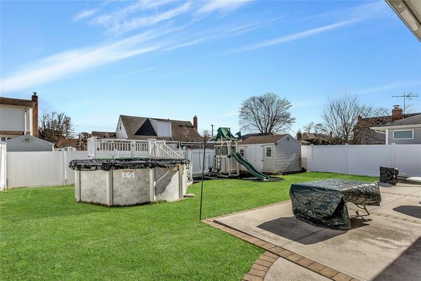 Backyard, Exterior, Playground
