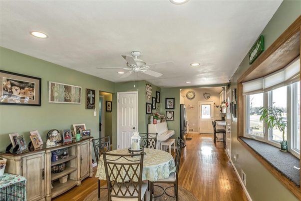 Dining room, Interior, Recessed Lighting, Wood Texture Flooring