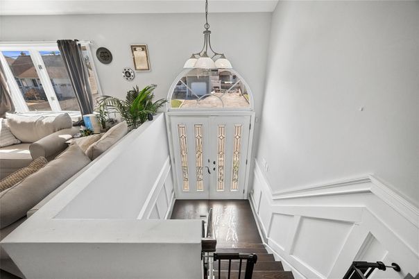 Chandelier, Interior, Wood Texture Flooring