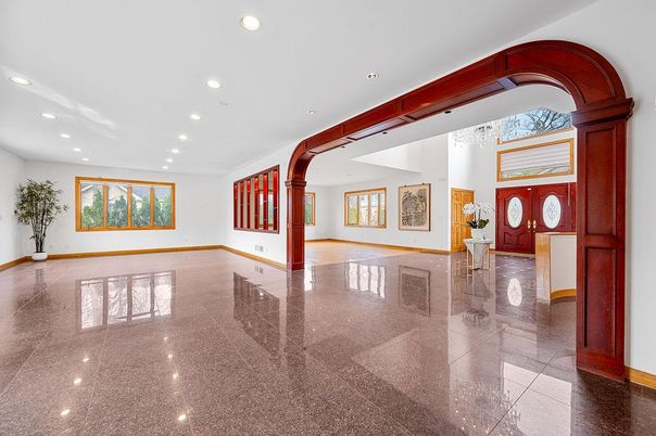 Empty room, Interior, Recessed Lighting