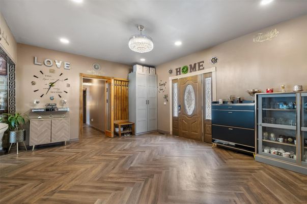 Chandelier, Interior, Recessed Lighting, Wood Texture Flooring