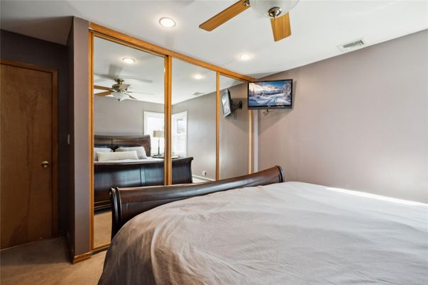 Bedroom, Interior, Recessed Lighting