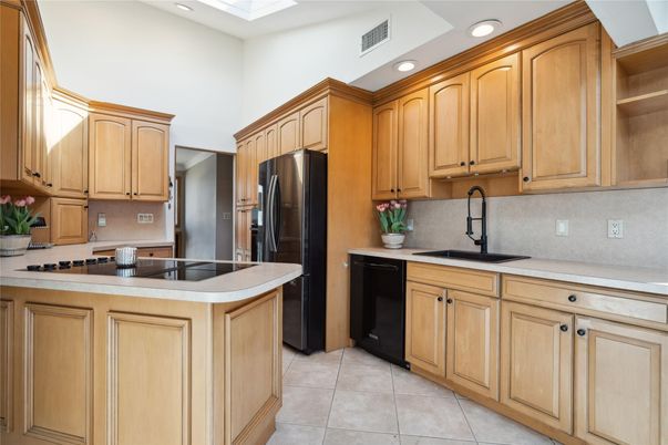 Interior, Kitchen, Recessed Lighting