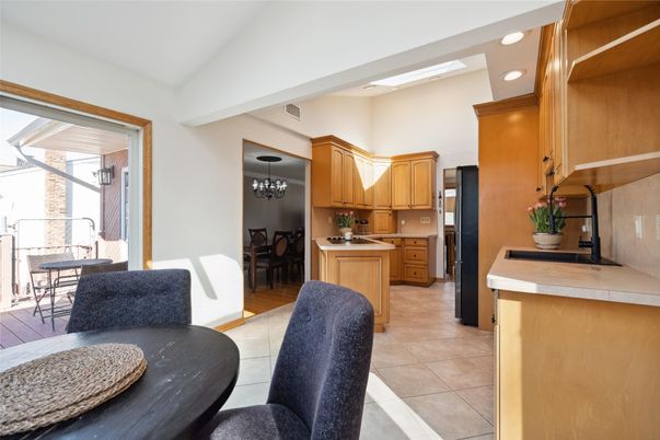 Chandelier, Dining room, Interior, Kitchen, Recessed Lighting