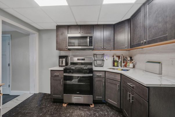 Interior, Kitchen, Marble, Stainless Steel Appliances