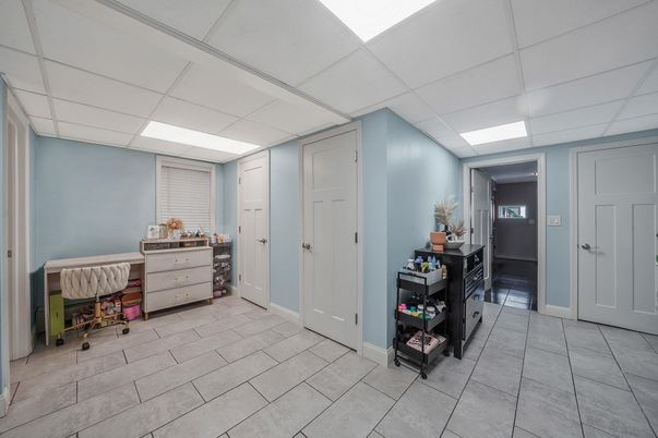 Interior, Recessed Lighting