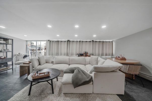 Dining room, Interior, Living room, Recessed Lighting