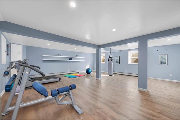 Fitness Equipment, Interior, Recessed Lighting, Wood Texture Flooring