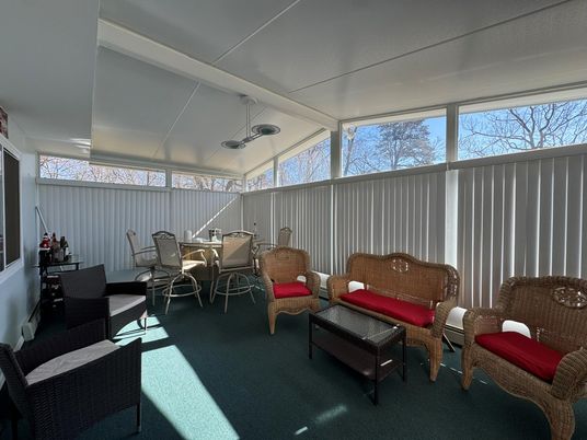 Dining room, Interior