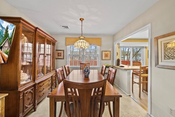 Chandelier, Dining room, Interior, Pendant Lights