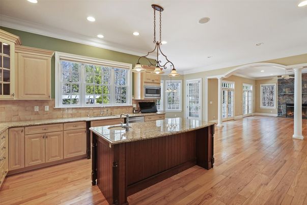 Fireplace, Interior, Kitchen, Pendant Lights, Recessed Lighting, Wood Texture Flooring