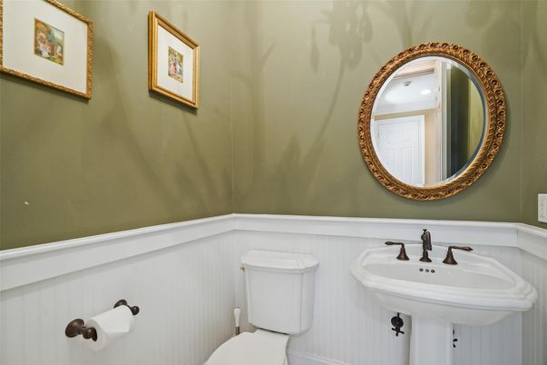 Bathroom, Interior