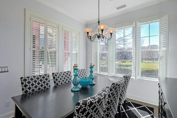 Chandelier, Dining room, Interior