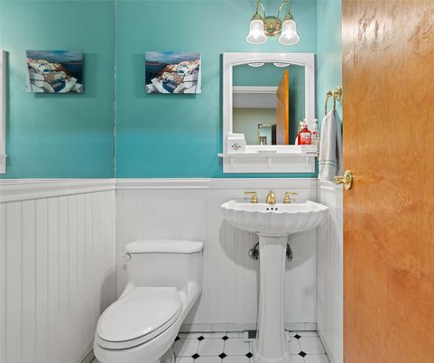 Bathroom, Interior
