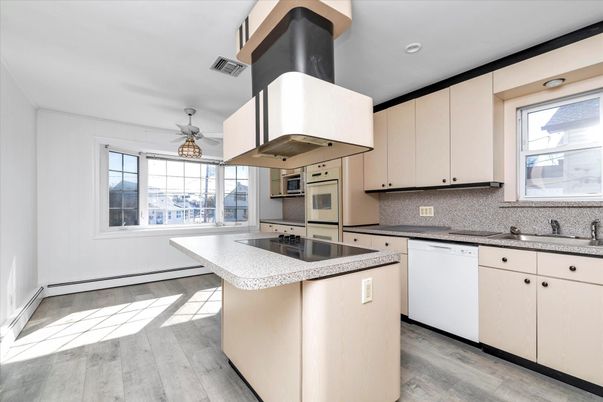 Interior, Kitchen, Recessed Lighting, Wood Texture Flooring