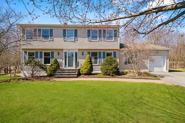 Attached, Exterior, Facade, Raised Ranch