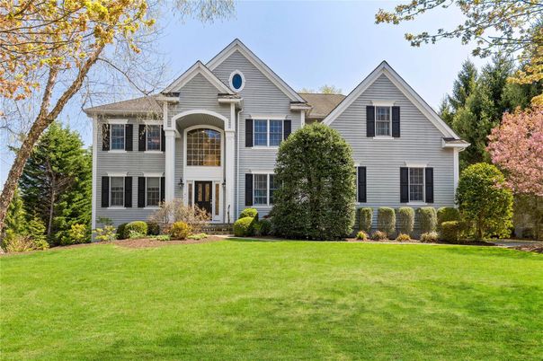 Backyard, Exterior, Facade, Farmhouse