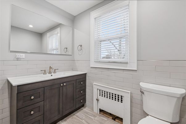 Bathroom, Interior, Recessed Lighting, Wood Texture Flooring