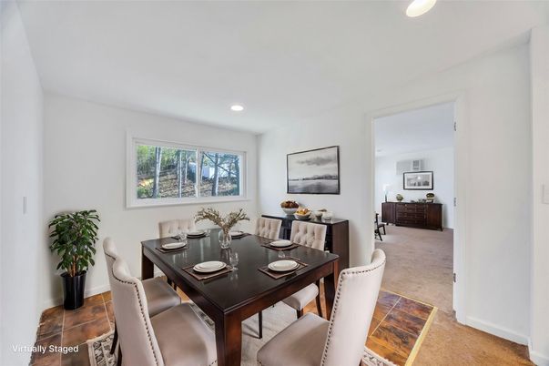Dining room, Interior, Recessed Lighting