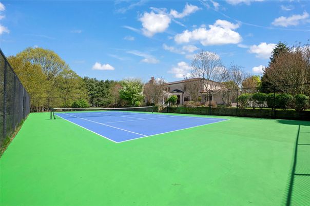 Exterior, Tennis Courts