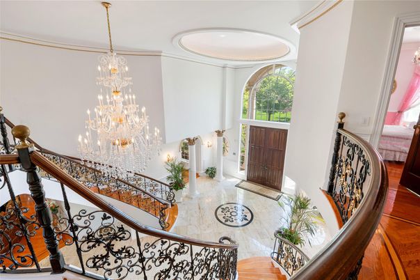 Chandelier, Interior, Recessed Lighting