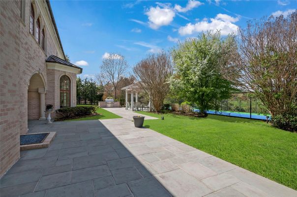 Backyard, Exterior, Playground