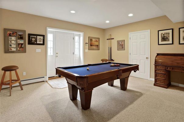 Billiard Table, Game Room, Interior, Recessed Lighting