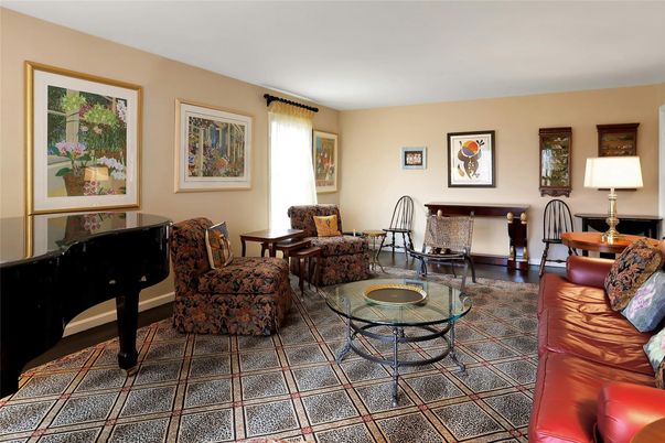 Interior, Living room