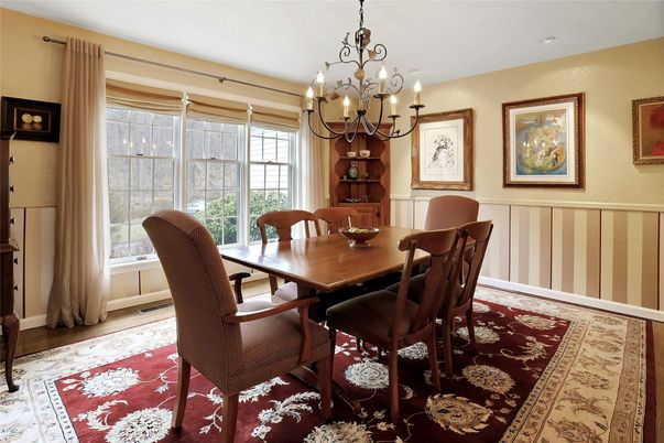 Chandelier, Dining room, Interior