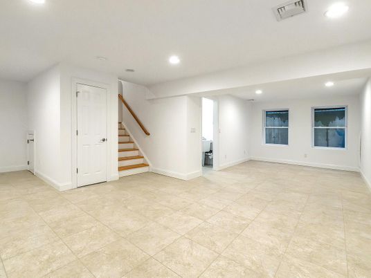 Empty room, Interior, Recessed Lighting