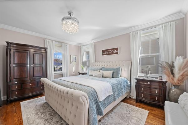 Bedroom, Chandelier, Interior, Wood Texture Flooring
