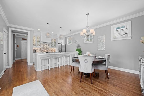Chandelier, Dining room, Interior, Kitchen, Pendant Lights, Recessed Lighting, Wood Texture Flooring