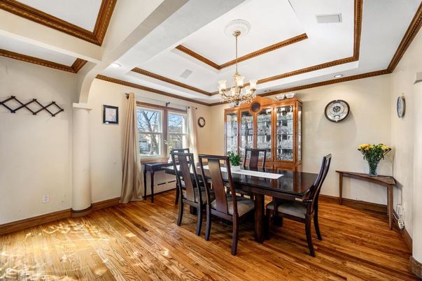Chandelier, Dining room, Interior, Recessed Lighting, Wood Texture Flooring