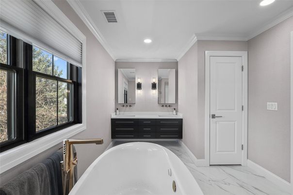 Bathroom, Dual Sink Vanities, Free Standing Baths, Interior, Marble, Recessed Lighting
