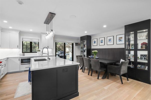 Dining room, Interior, Kitchen, Pendant Lights, Recessed Lighting, Wood Texture Flooring
