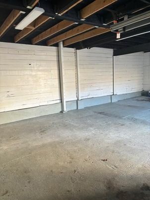 Garage, Interior, Wooden Beams, Wooden Walls