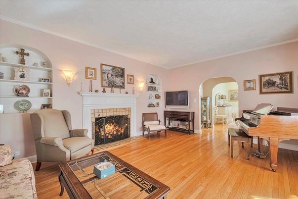Fireplace, Interior, Living room, Piano, Wood Texture Flooring