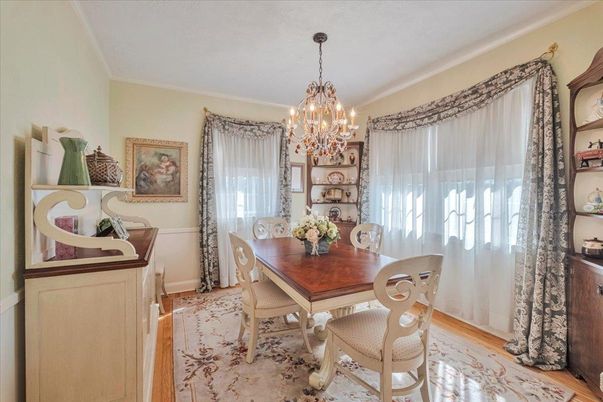 Chandelier, Dining room, Interior, Wood Texture Flooring