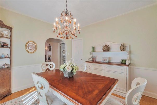 Chandelier, Dining room, Interior, Wood Texture Flooring
