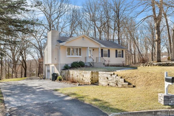Attached, Backyard, Exterior, Facade, Split Level