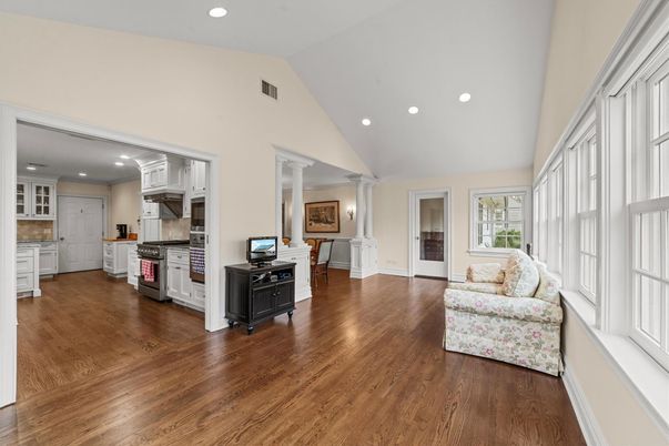 Interior, Kitchen, Living room, Recessed Lighting, Wood Texture Flooring