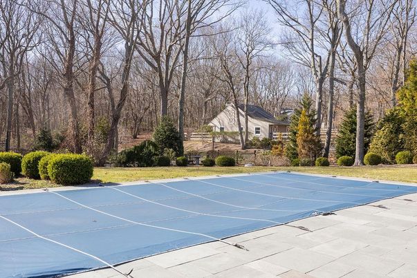 Exterior, Tennis Courts