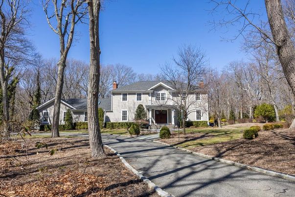 Backyard, Exterior, Facade, French Provincial