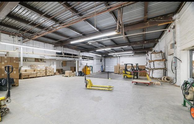 Fitness Equipment, Garage, Interior