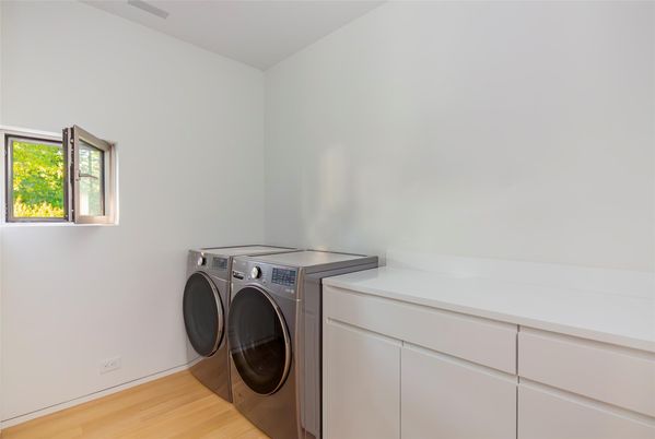 Interior, Washer, Wood Texture Flooring