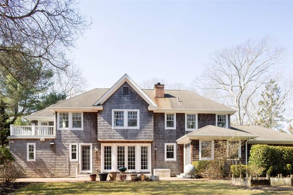 Exterior, Facade, Brick Traditional